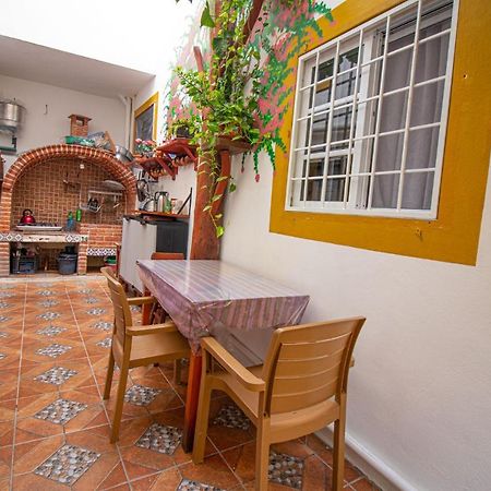 La Casa Del Almendro Hotel Playa del Carmen Bagian luar foto