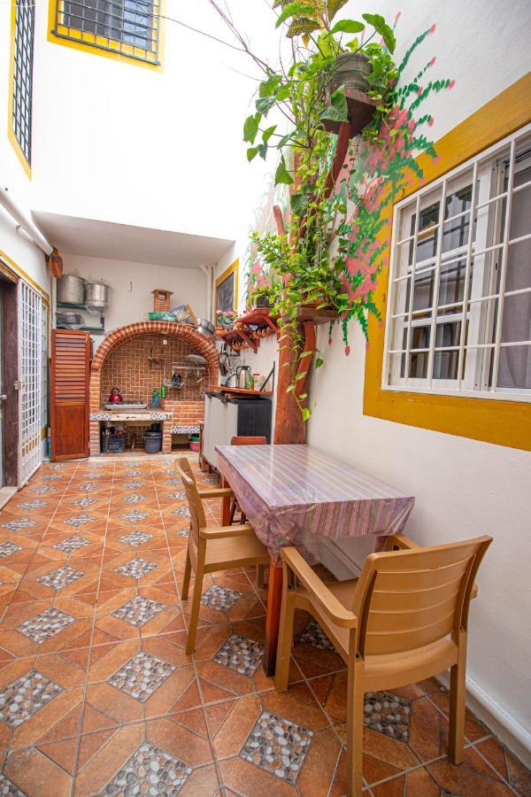 La Casa Del Almendro Hotel Playa del Carmen Bagian luar foto