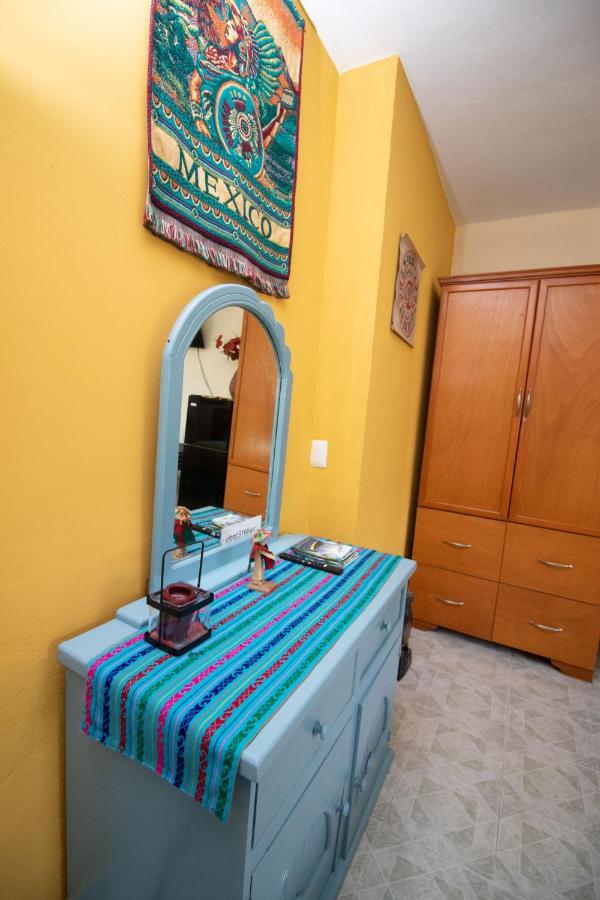 La Casa Del Almendro Hotel Playa del Carmen Bagian luar foto