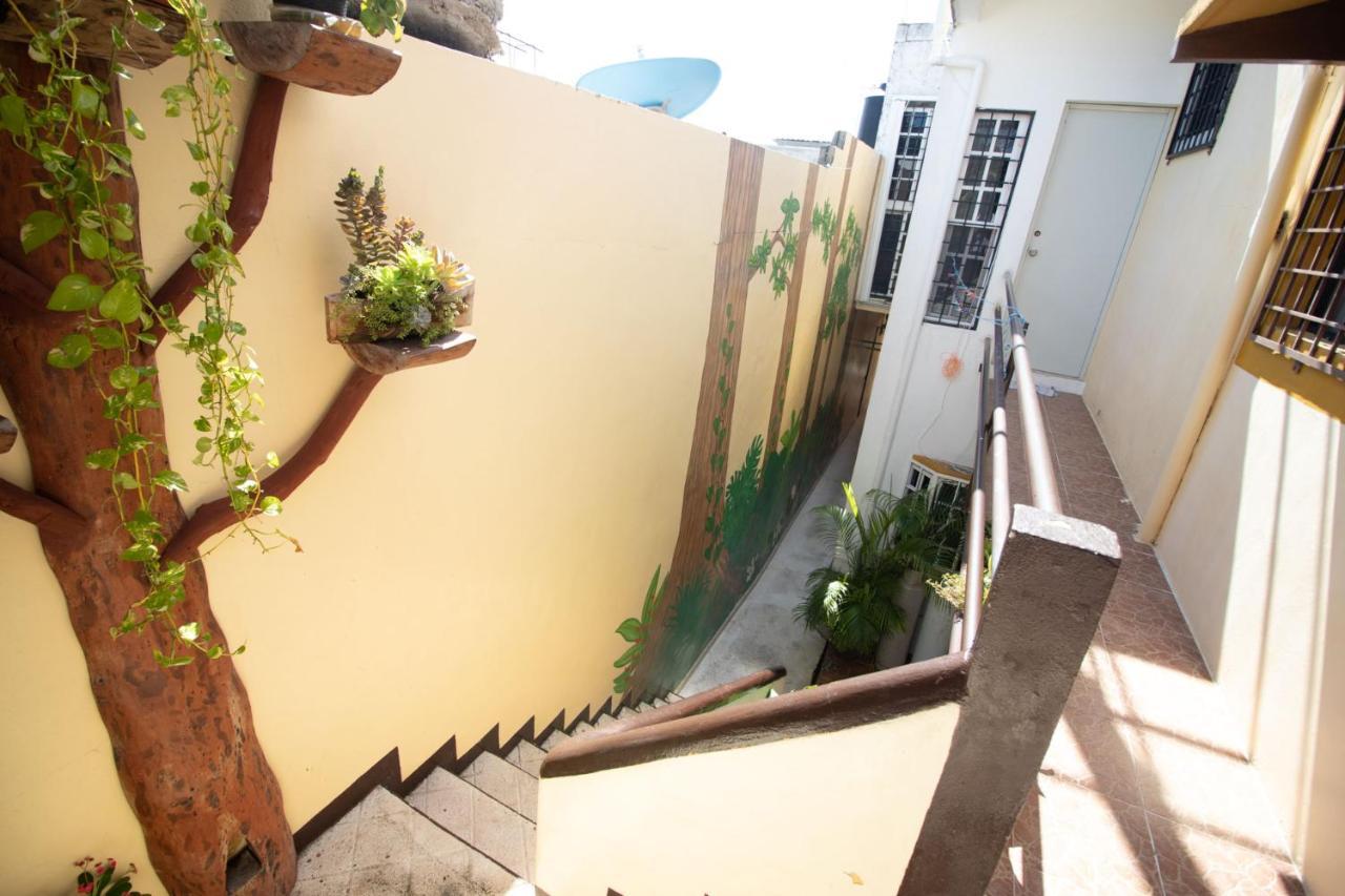La Casa Del Almendro Hotel Playa del Carmen Bagian luar foto